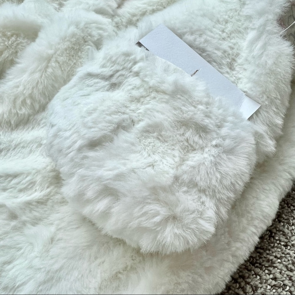 NWT Jessica Simpson Faux Fur Baby Snowsuit - Picture 9 of 12